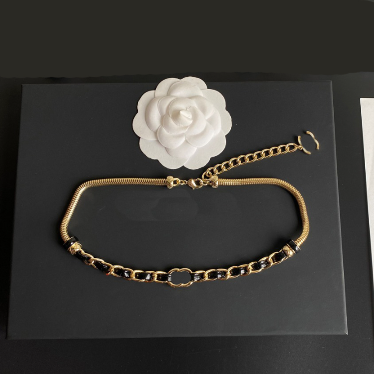 

Designer Bracelet Necklace Stamp Necklace never fade Fashion 18K Gold Plated Women Designer Necklaces Choker Letter Pendant Chain Rhinestone Jewelry, Golden