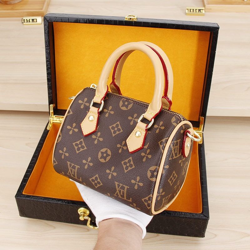 

High Quality Messenger Bags Women Leather Handbags Luxury Designer Woman Bag handbag pillow women shoulder bags purse flowers letters Classic Crossbody bag, Packing bag