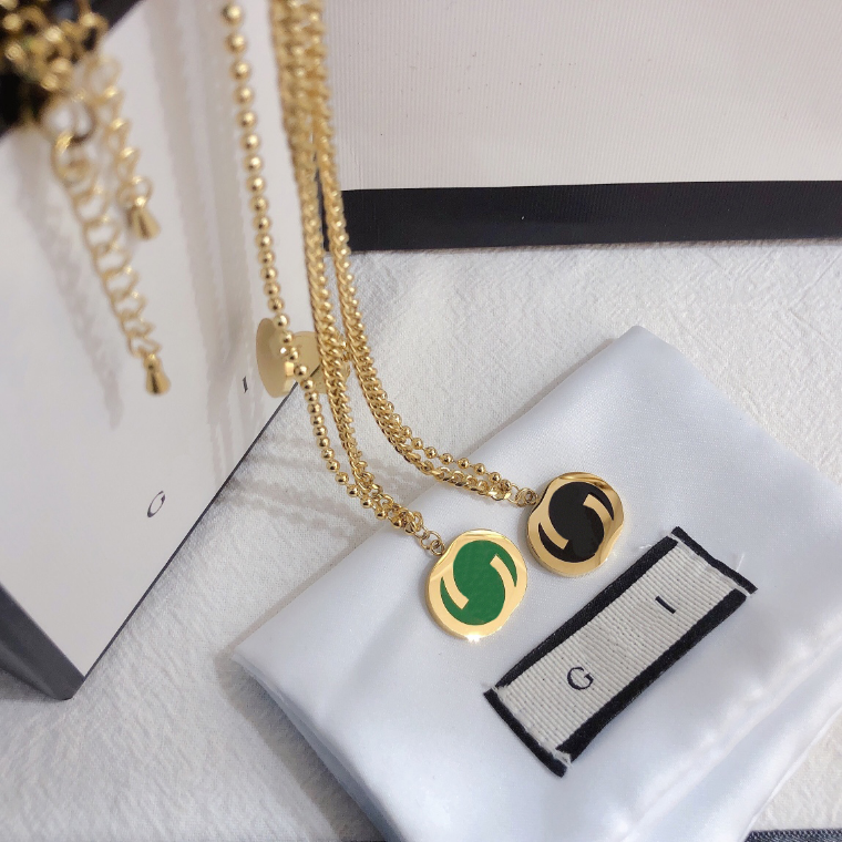 

Charming Womens Luxury Necklaces Popular High End Brand Necklace Exquisite Design Accessories Selected for Women Multicolor Long Chain Fashion Girl Jewelry Gift