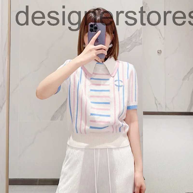 

Women' Knits & Tees Designer Short sleeved women' 2023 spring and summer small fragrance embroidered lapel short waistband knit shirt XPGB, Light purple