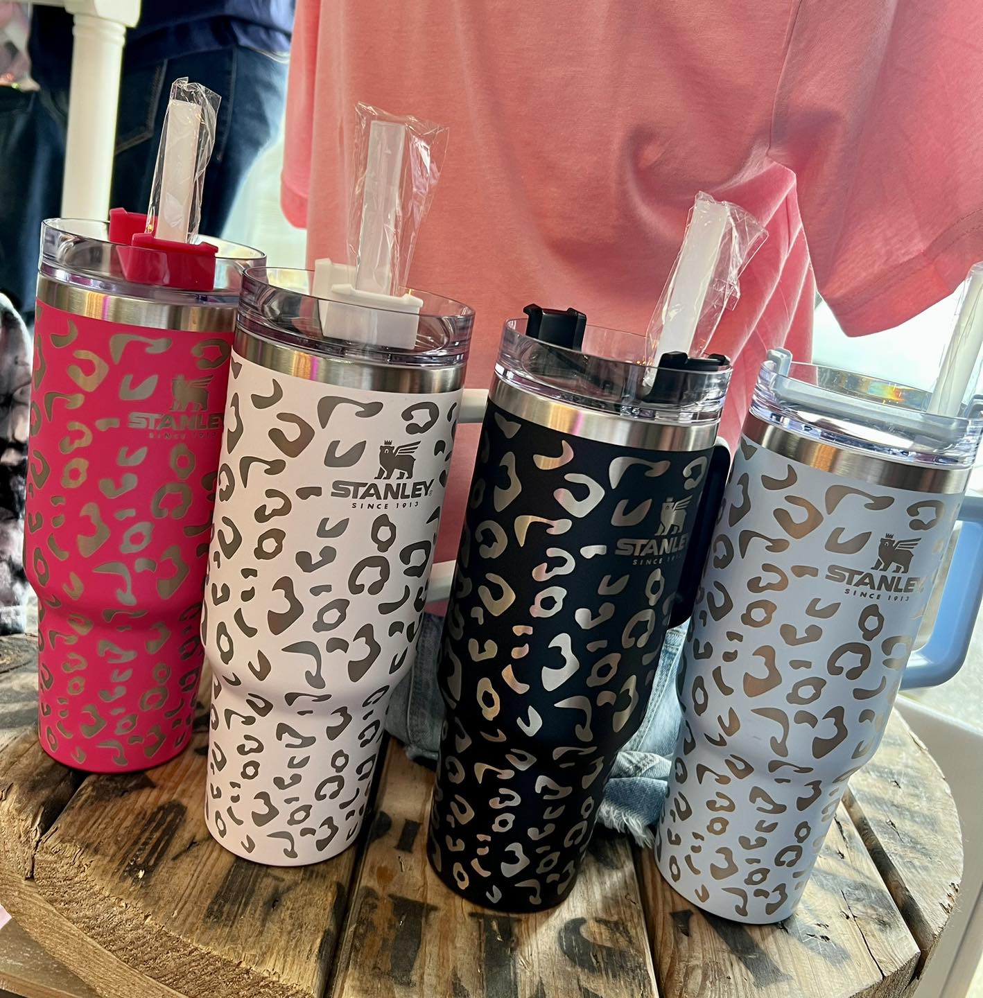 

1Pc With LOGO Hot Pink stanIey quencher 40oz tumbler Leopard Print stainless steel handle lid straw big capacity beer mug water bottle cup GJ0322, Stainless steel color