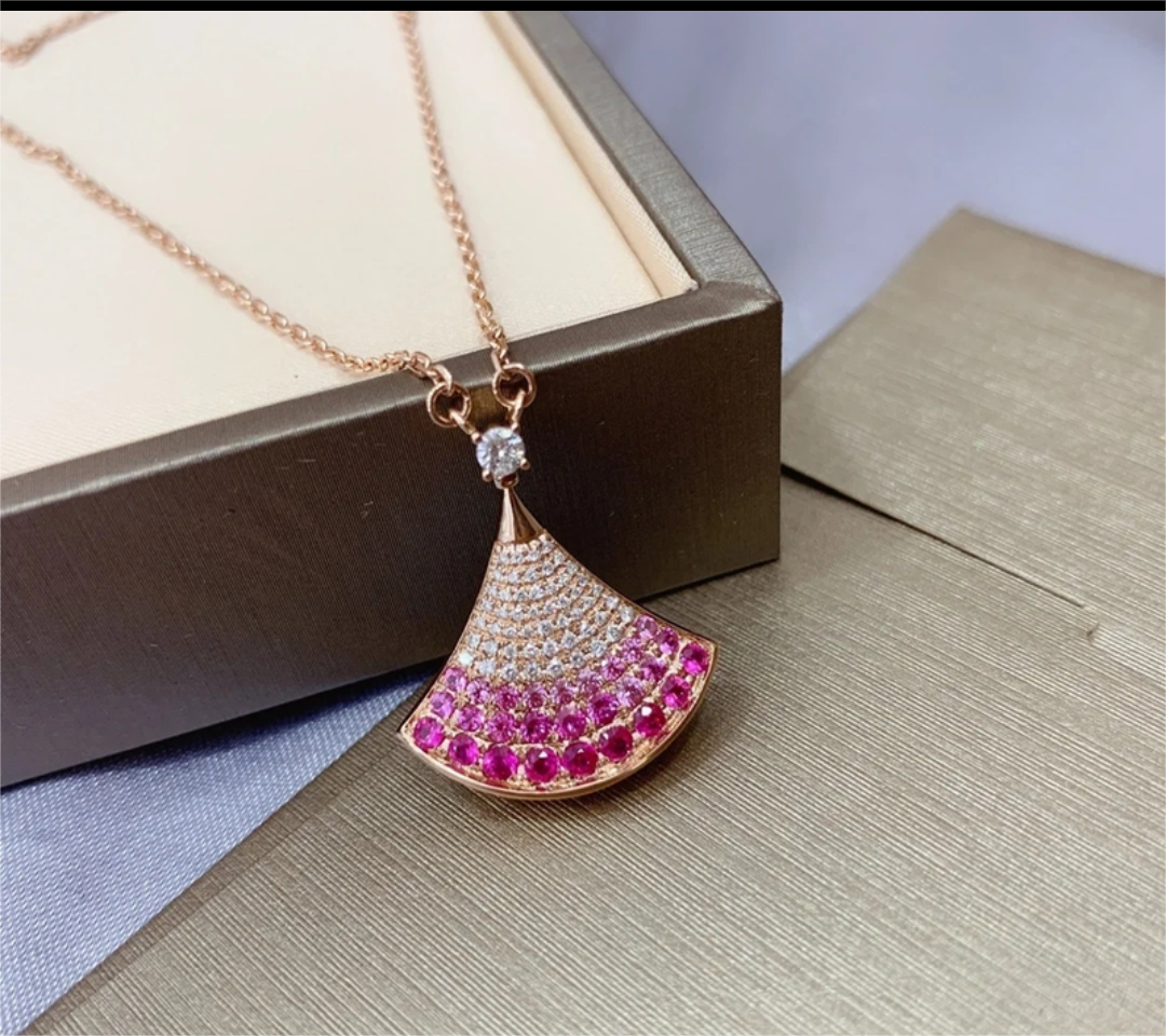 

new full diamond gradient toner skirt necklace womens 18k rose gold temperament versatile fan pendant clavicle chain