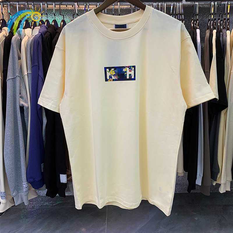 

Summer Streetwear Loose Kith Mens t Shirts High Street Classic Box Tee Flower Print Black White Apricot Inside Tag 1822