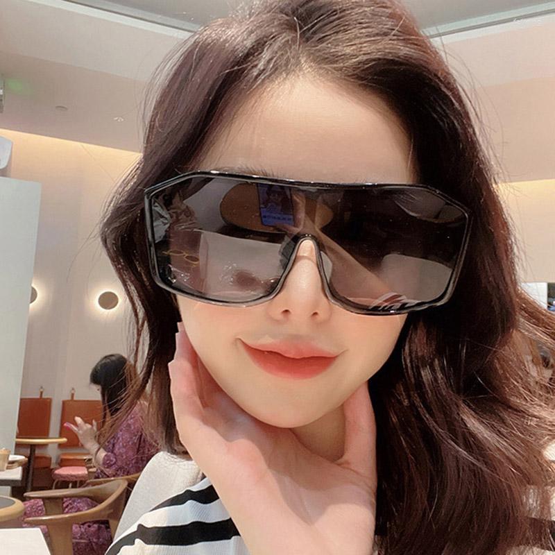 

Sunglasses HKNA Siamese Oversized Women Gradient Mirror Shades Retro Clear Men Gafas De Sol Para Hombre