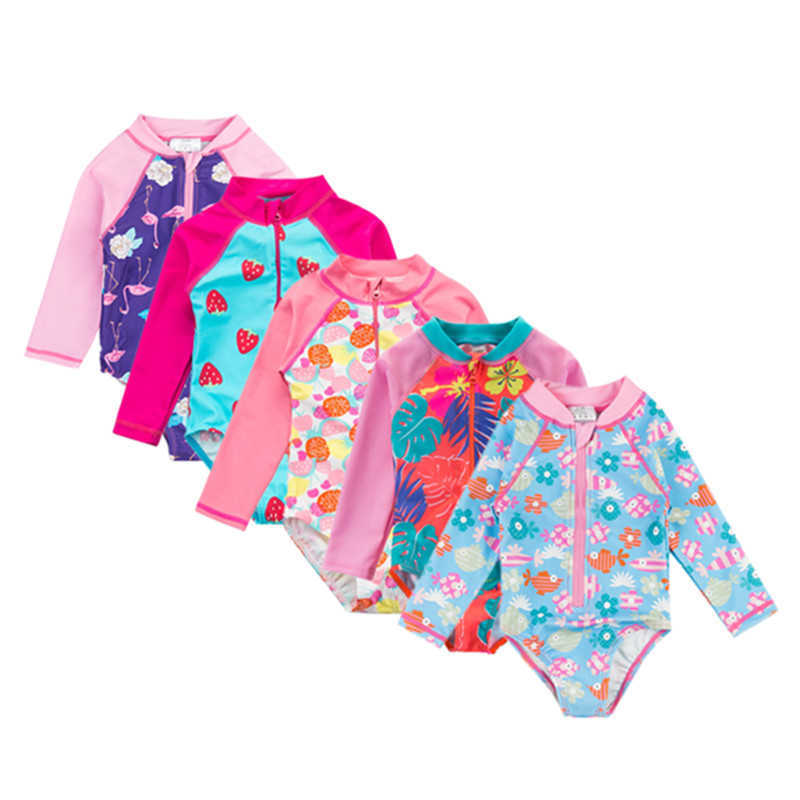

One-Pieces ere One-piece Baby Swimsuit Kids Swimwear Long Sleeve Swimmng Suits Strberry Printed Sunsuit Infant Girl's Beachwear L230315, B3s014 flam