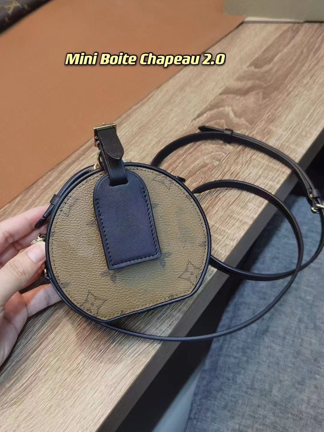 

Women's new shoulder bag handbag M68276 BOITE CHAPEAU mini bag