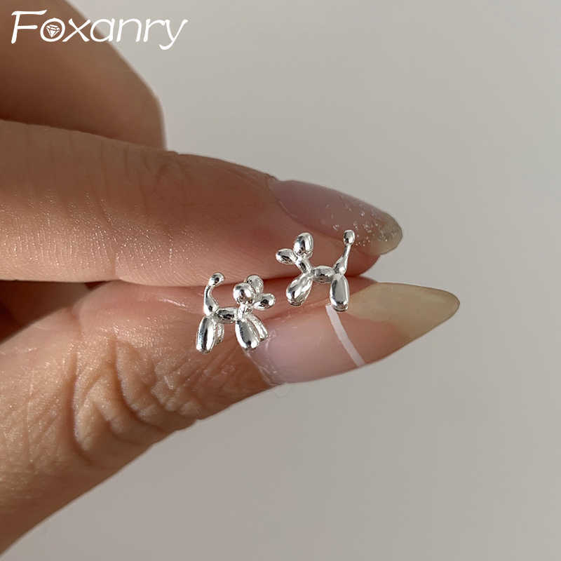 

Charm ANRY Silver Color Cute Dogs d Earrings for Women Couples New Fashion Creative Cartoon Earring Birthday Jewelry Gift L230315