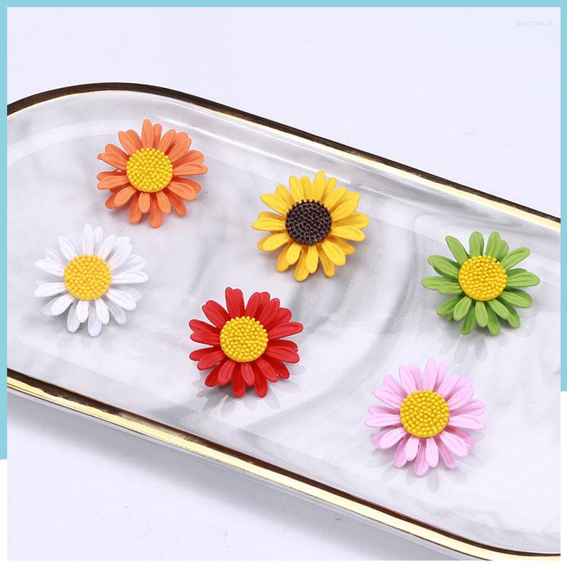 

Brooches Creative Fashion Simple Small Daisy Brooch Temperament Trend Yellow Sunflower Lapel Pin