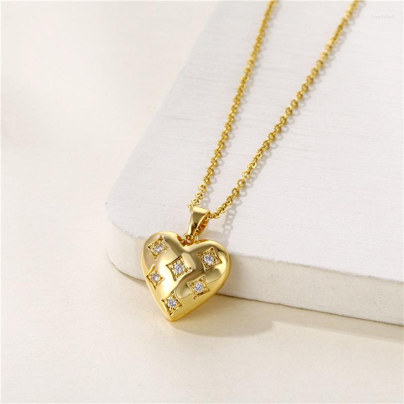 

Pendant Necklaces Romantic Gold Heart-shaped Necklace For Women Charming Clavicle Chain Accessories Fashion Party Jewelry Gift