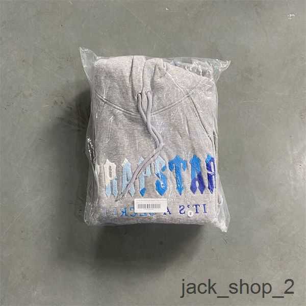 

2023 Mens Trapstar Chenille Designer Apparel Edition 2.0 Top Embroidery Size  xxl 2 JGU1 shoot, Black tracksuit set