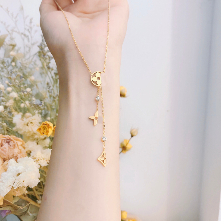 

18K Gold Stainless Steel Necklaces Choker Chain Letter Pendant Statement Fashion Women Crystal Necklace Wedding Jewelry Accessories X138