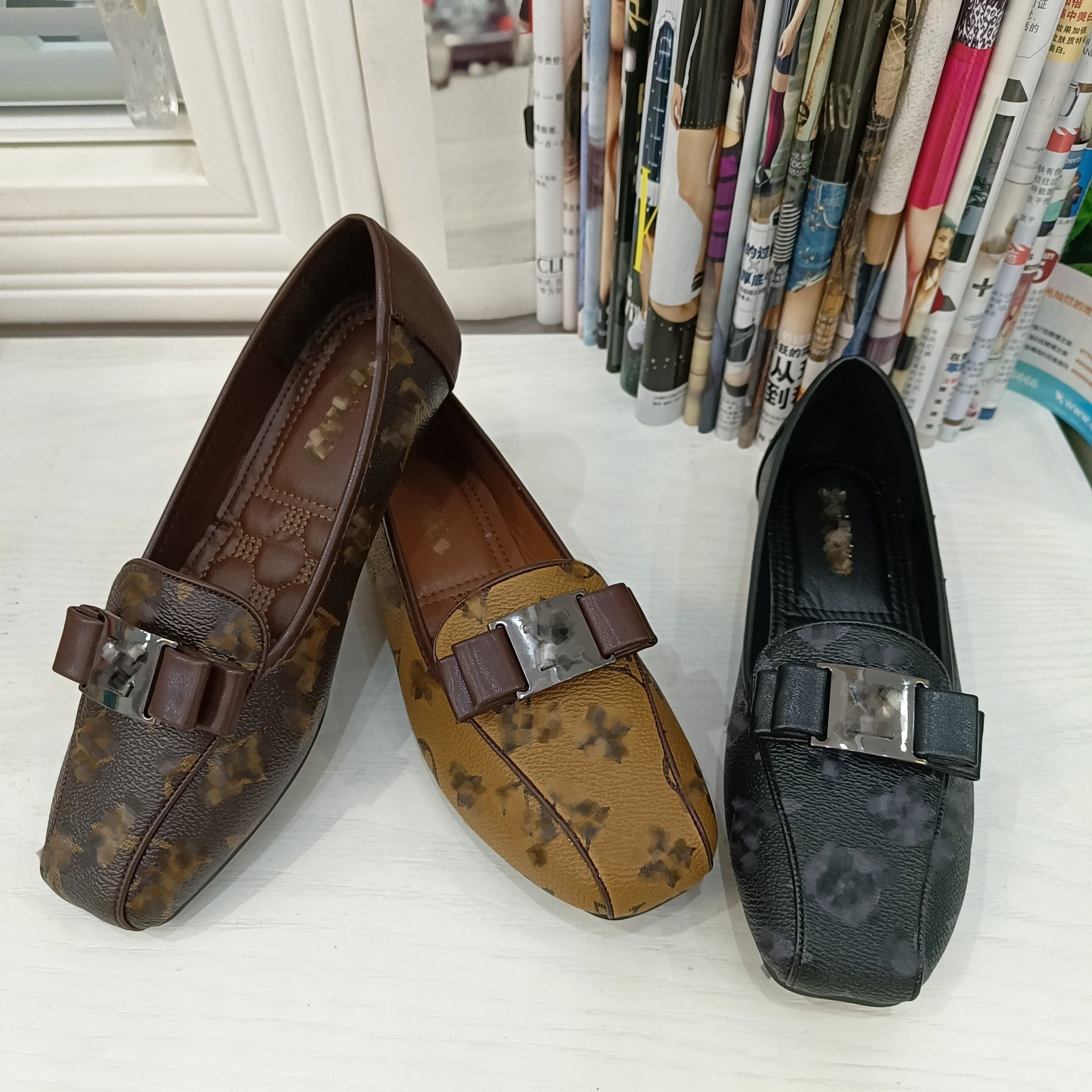 

35-42 Vintage Loafer Shoes Women Paris Monograms Sneaker Leather Mule Sandal Slippers Buckle Bow Dress Shoes Casual Wedding Party Top Quality Flats Quilted Pumps, Xylv3161