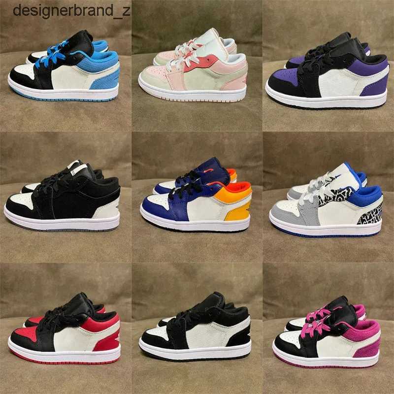 

Kids shoes low 1s Jumpman 1 basketball sneakers black boys designer trainers baby kid youth toddler infants sneaker UNC Royal blue Pine 9B9R