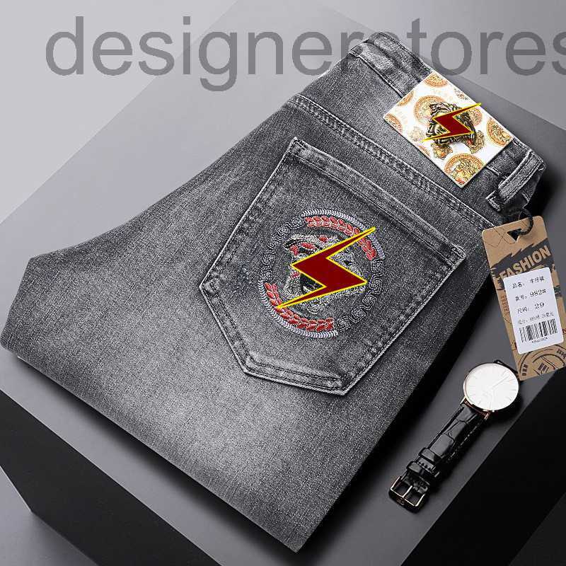 

Men's Jeans Designer Embroidered jeans men's new fashion trend cotton slim leg straight pants GOIS, Qk982