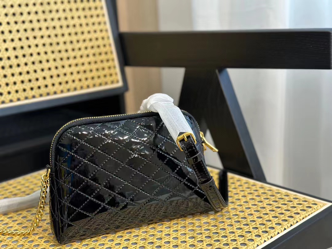 

Fashion women bag camera bag large capacity shoulder bag designer zipper metal logo cowhide rhombus real leather messenger bag, Light green