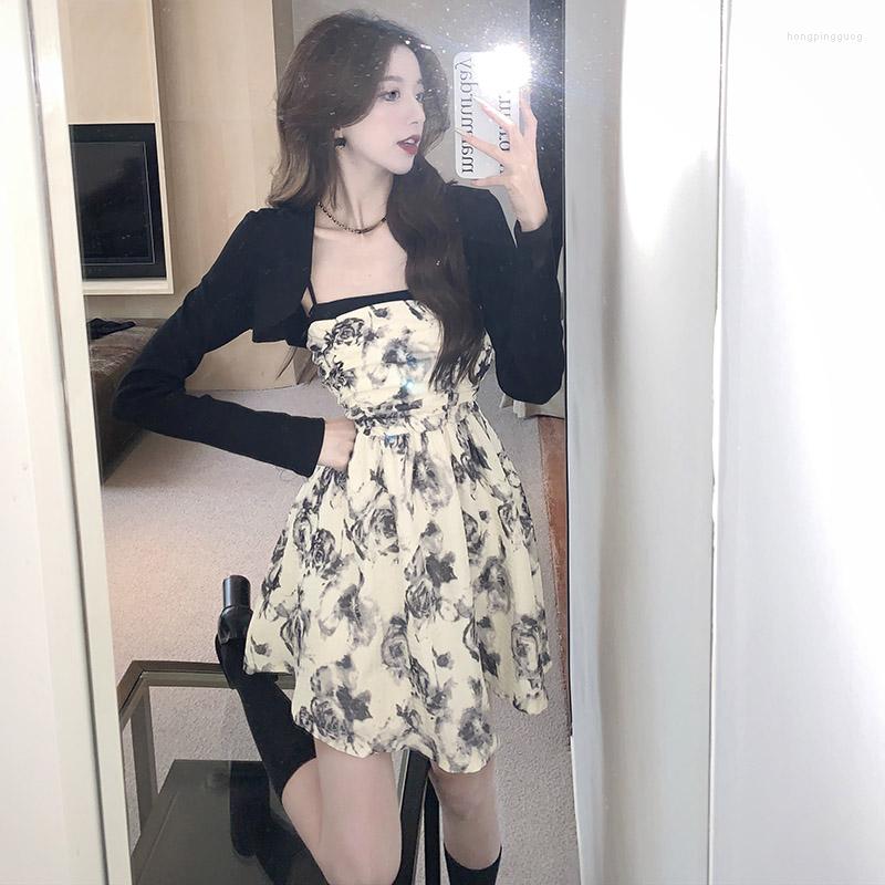 

Casual Dresses In The Autumn Of 2023 Design Feeling Broken Beautiful Waist Condole Belt Two-piece Dress, Apricot