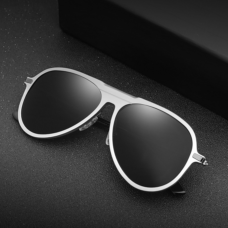 

Full frame polarized toad eyewear glasses aluminum magnesium alloy sunglasses men's 2023 fashion European and American metal frame glasses UV400 protective lenses