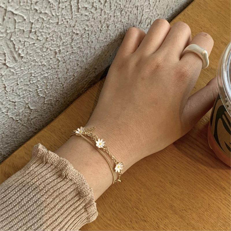 

Link Bracelets Chain Women Korean Bracelet Crystal Flower Cute Animals Butterfly Pendant For Girl Jewelry Gift
