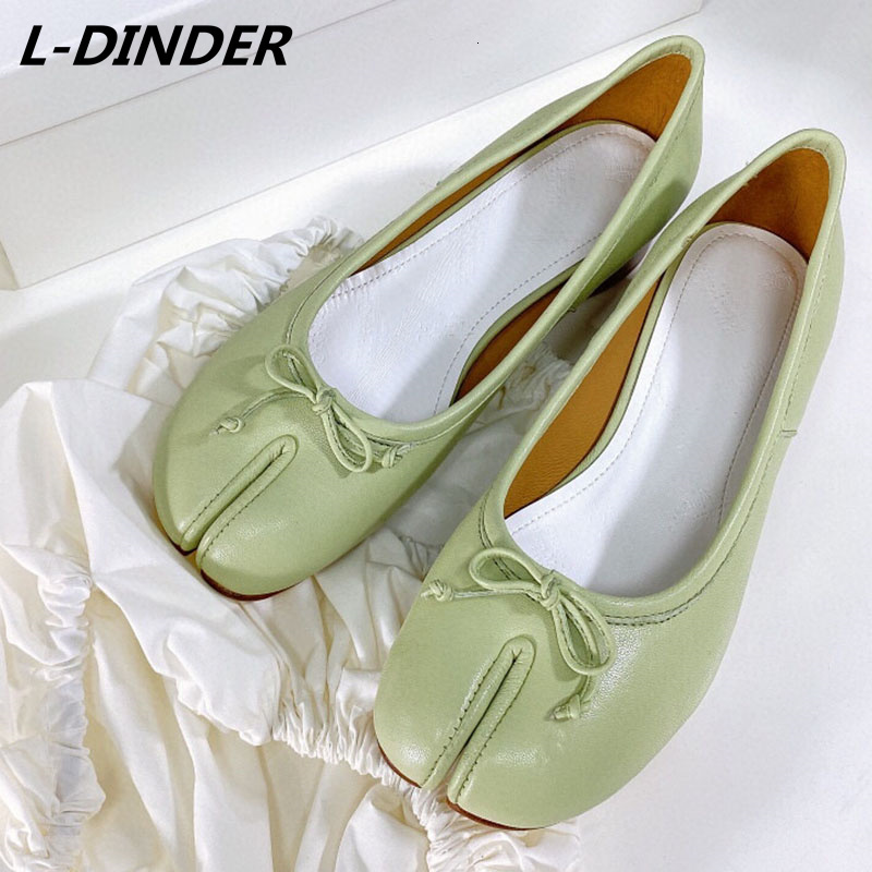 

Dress Shoes LDINDER Arrival Womens Shallow Leather Ballet Bowknot Decoration Split Toe Casual Flat Women EU 3540 230316, White