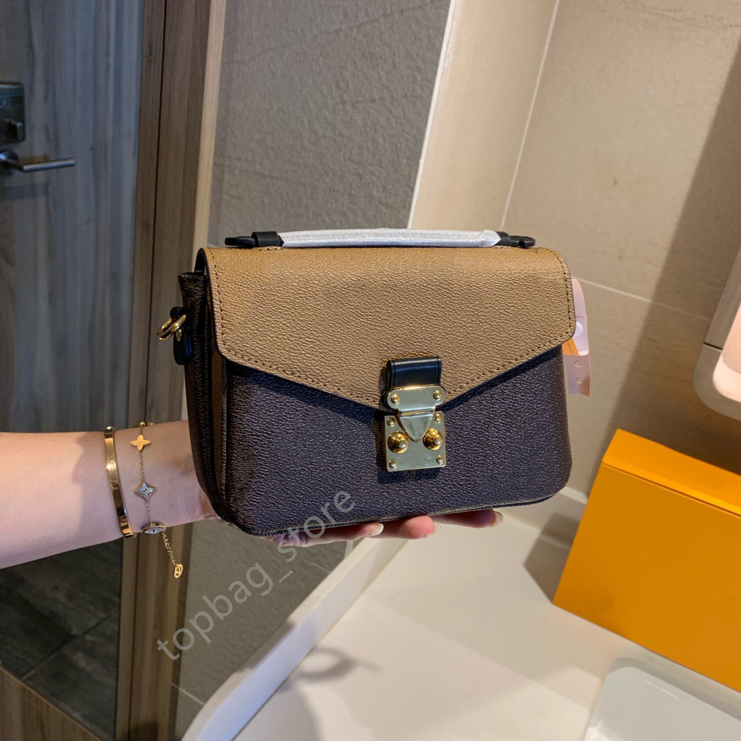 

Designer bags backpack purses tote bag wallet crossbody bags Fashion women Large mini size Floral brown Business Laptop, Color1