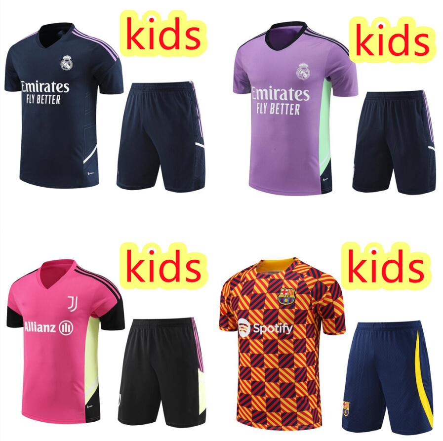 

kids Real Madrids Half short sleeve 23 24 BarcelonaS shorts kit Jerseys Football TRACKSUIT training suit MEN soccer chandal futbol jogging Survetement Jerseys