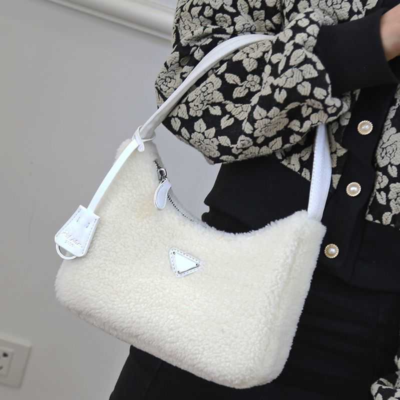 

designer bags re-edition New Lamb Hair Hobo Underarm Bag Single-shoulder Handheld Middle Ancient Star Wool, Black