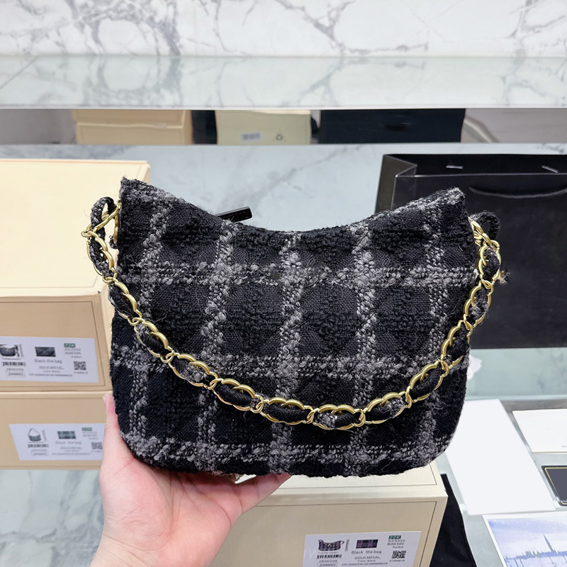 

Womens Designer 22K Hobo Underarm Jumbo Tweed Bags Top Handle Totes Gold Metal Hardware Matelasse Chain Shoulder Handbags Outdoor Sacoch Purse With Zipper 30X22CM, Box