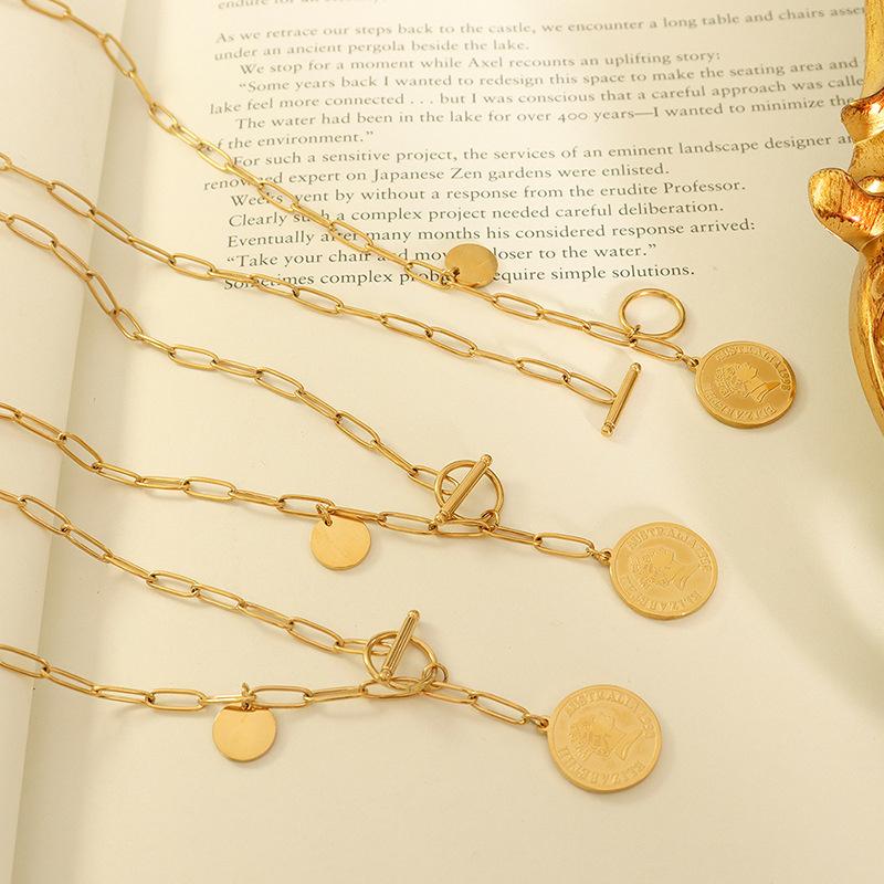 

Pendant Necklaces Simple Double Round Brand Queen Portrait Chain Necklace Clavicle Jewelry P638 Goth Jewlery Accessories Fashion BijuteriaPe