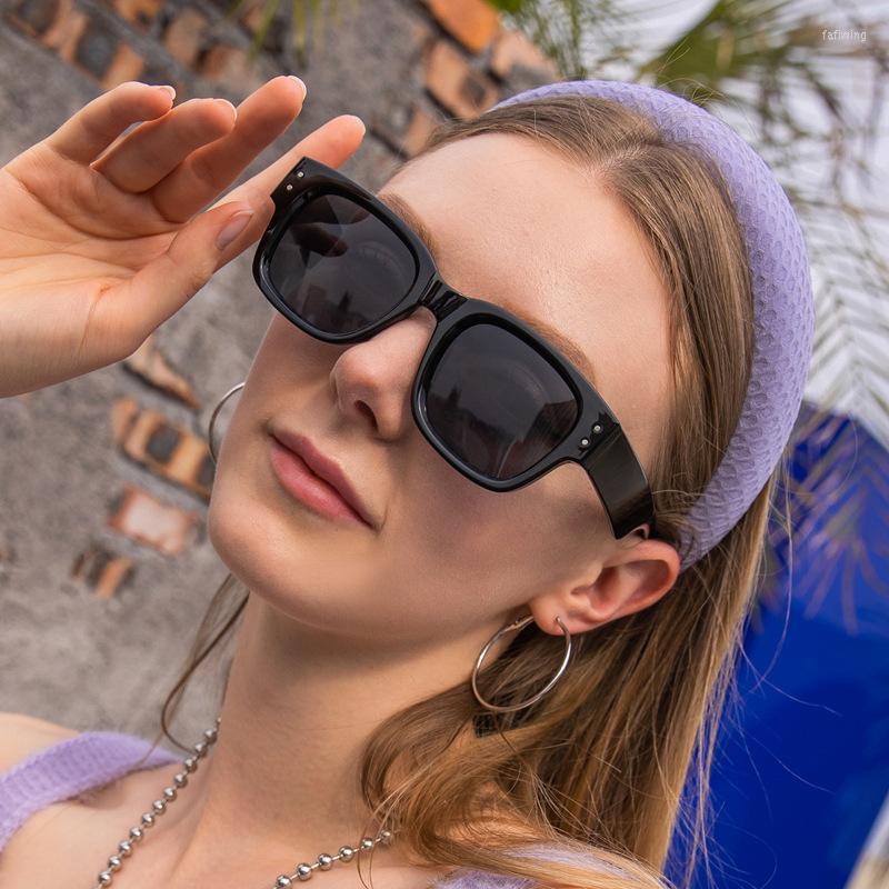 

Sunglasses HKNA 2023 Vintage Small Women Leopard Square Eyewear Women/Men Glasses UV400 Gafas De Sol Hombre