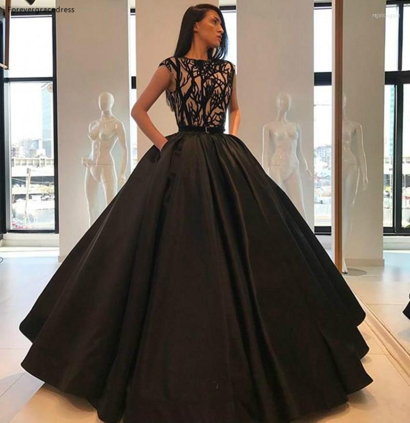 

Party Dresses 2023 Black Long Evening Dress Jewel Neck Formal Princess Sweet 16 Ages Girls Prom Pageant Gown Plus Size