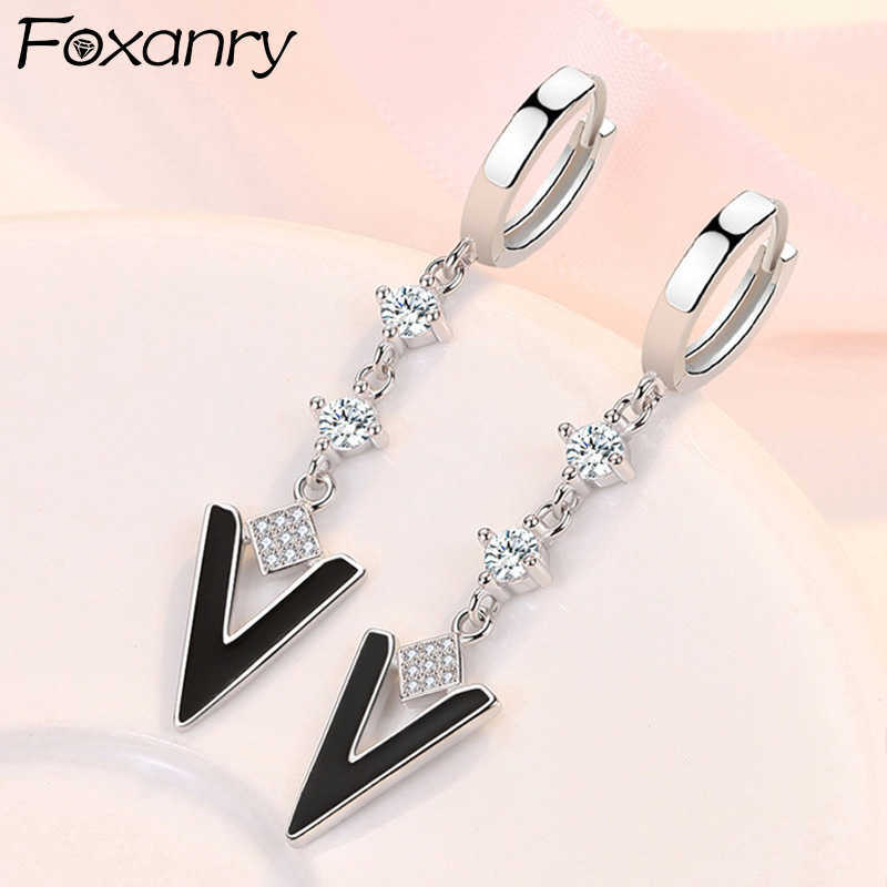 

Charm anry Prevent Allergy Silver Color Long Zircons Earrings for Women Trendy Creative Triangle Geometric Wedding Party Jewelry L230315