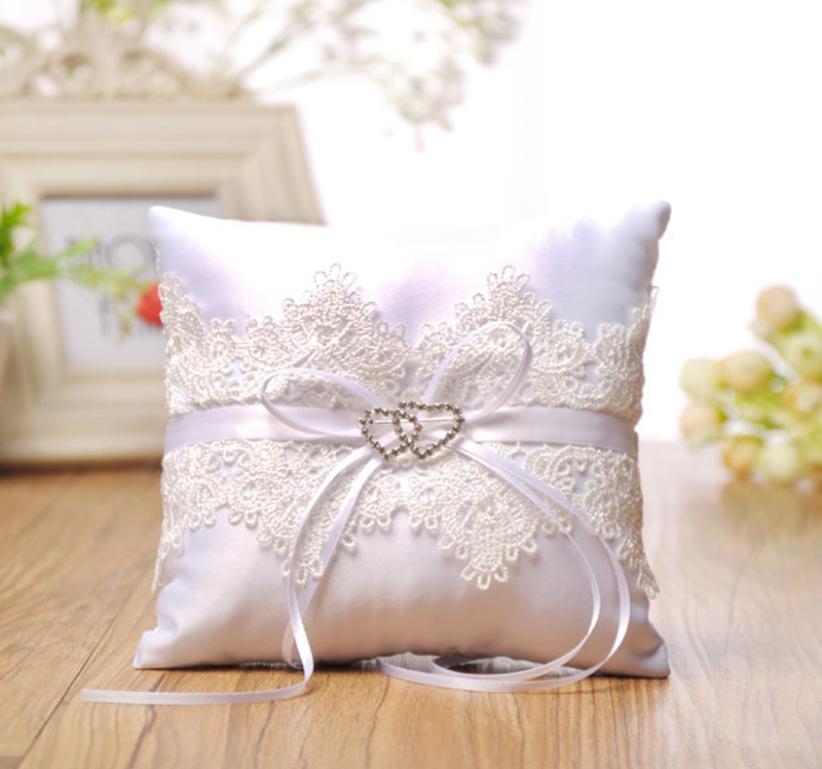 

FEIS whole double heart lace pillow polyester rose ring heartshaped ring box wedding supplies wedding accessories3600889, White