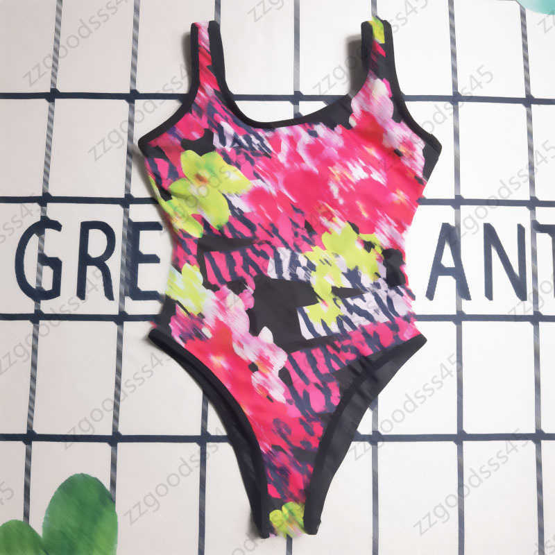 

Fashion Womens Designer Swimsuit Summer Tight Sexy Luxury Red Digital Flower Print One-piece Bikini Swimwear Beach Wear Female Bathing