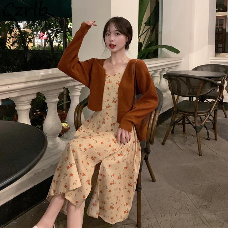 

Casual Dresses Corduroy Dress Women Elegant Floral Spaghetti Strap Vintage Summer French Tender A-line Baggy Side Split Sexy Backless Mature, Black floral
