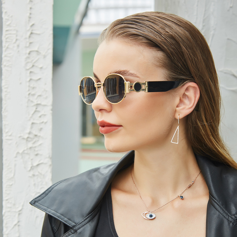 

Niche designer small round frame glasses sunglasses ladies 2023 fashion European and American punk style metal frame style glasses UV400 protective lenses