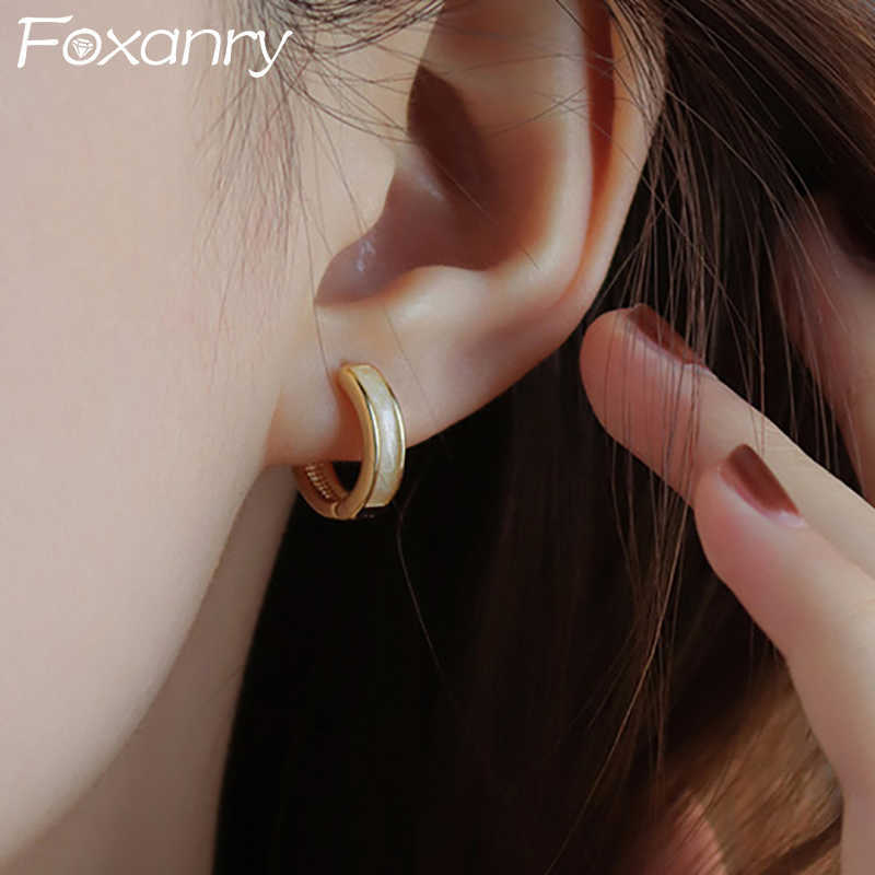 

Charm ANRY Prevent Allergy Silver Color Earrings for Women New Trendy Elegant Drop Glaze Small Ear Hoops Bride Jewelry Gifts L230315