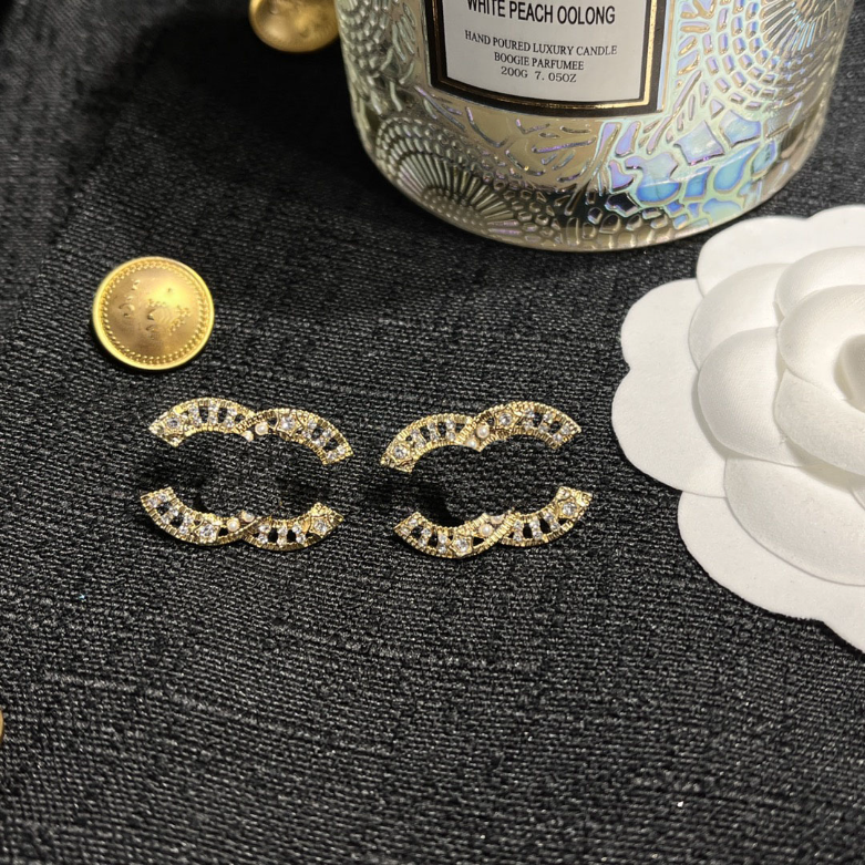 

Luxury Brand Pearl Five Pointed Star Stud Earring Designer Diamond Celebrity Earrings Design Gifts For Women Jewelry Classic Accessories Lovers