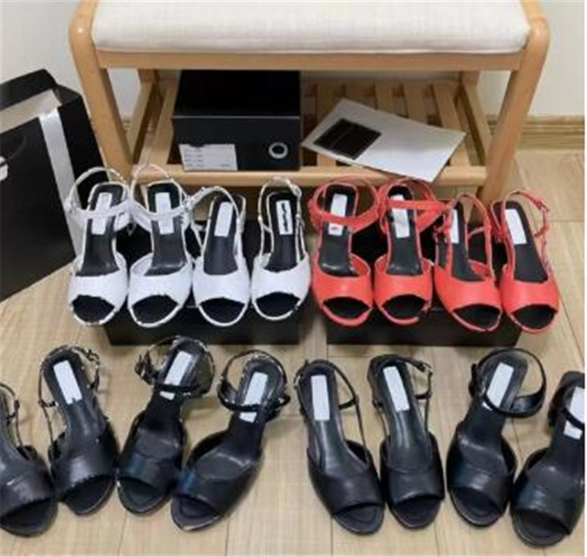 

Summer Printing Leather Sandals Flat Bottom Buckle Latch Party Wedding Sandal Paris Fashion Brand slipper Designer Women sexy High Heel Sandals