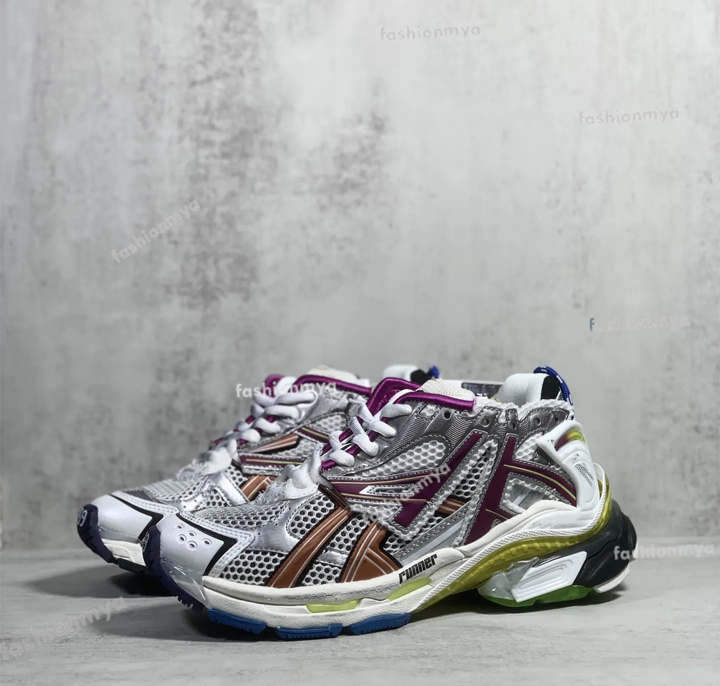 

7A Runner 7.0 Designer Demna Casual Shoes High Trainers Running Shoe Black White Trend All-Match Jogging Hiking Size 36-45 Women Men