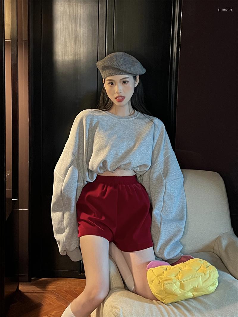 

Women's Jeans GLL0953 Design Sense Bat Sleeve Sweater Suit Autumn Fashion Short Top Elastic High Waist Shorts Female, Black