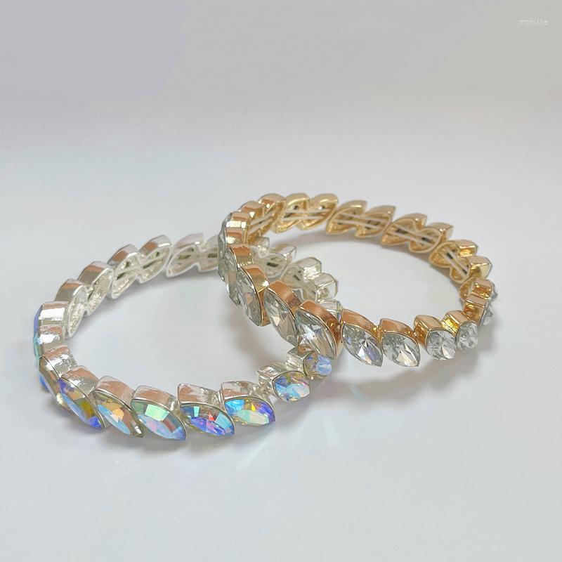 

Bangle Trendy Heart Tennis Iced Out Bracelet Bangles For Women Rhinestone Elastic Prong Setting Zircon Bling Party Hand Jewelry