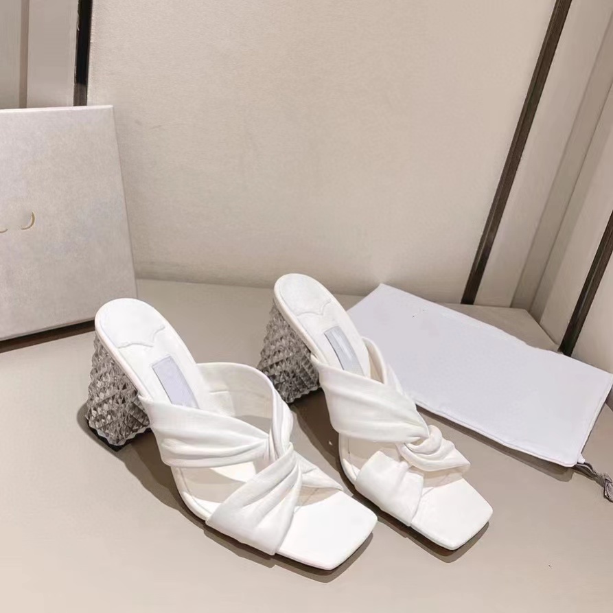 

latest women slippers Diamond Buckle sexy beach casual fashion block heel designer sandals Party work Luxury Transparent design Top quality women shoes
