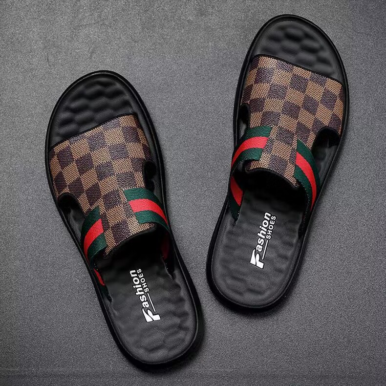 

Summer Men's Slippers New High-Quality Outdoor Fashion Non-Slip Soft Sole Personality Casual Beach Sandals, Grey