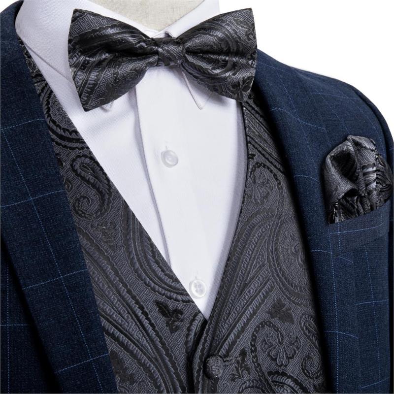 

Men' Vests Black Paisley Fashion Wedding Silk Waistcoat Vest For Men Bowtie Hanky Cufflinks Cravat Set Suit Tuxedo DiBanGu MJ-117