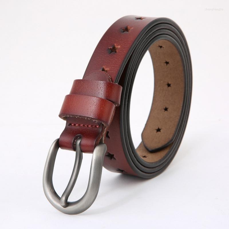 

Belts Women's Cowhide Belt Retro Hollowed-out Buttoned Jeans Korean Version Versatile Dress Decorative Designer, White