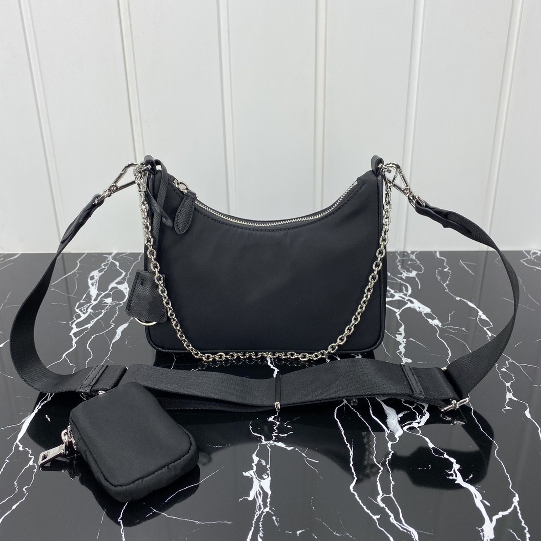 

2005 Nylon Hobo Bag Three-in-one hand Carry underarm high-quality hobo purse men and women Fanny Pack handbag Designer chain one shoulder crossbody bag