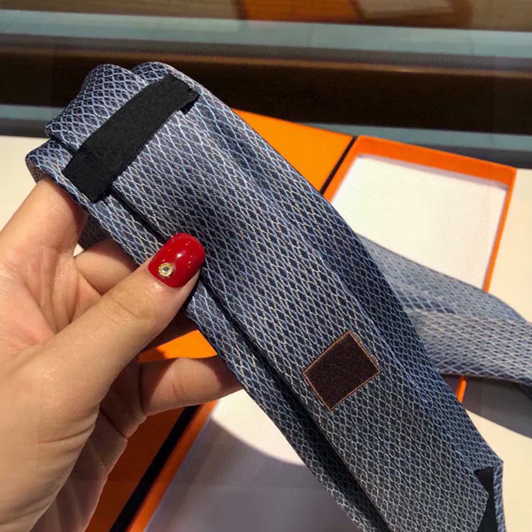 

Men Necktie Design Mens Ties Fashion Neck Tie Letter Printed Luxurys Designers Business Cravate Neckwear Corbata Cravattino