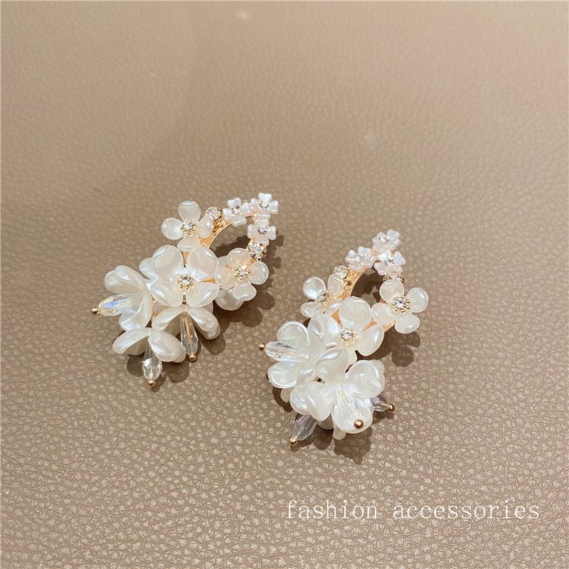

AFSHOR Fashion Charm Long Tassel Crystal Water Drop Earrings Big Crystal Flower Petal Earrings for Women Wedding Earring Party Jewelry