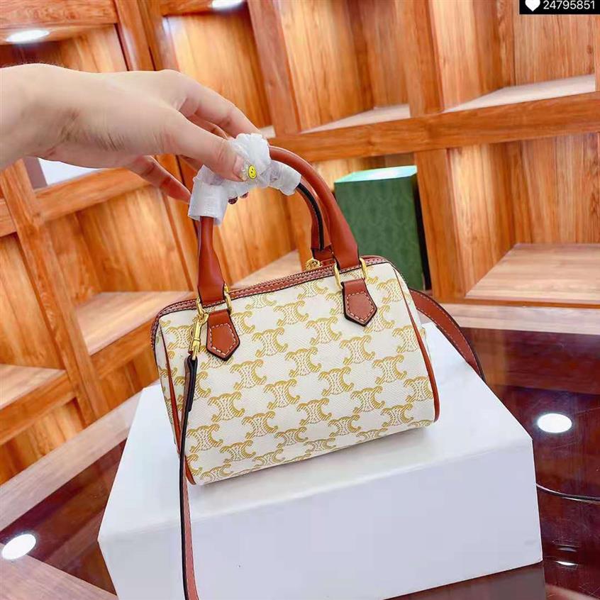 

Ladies banquet handbag Boston Arc de Triomphe pillow bag embroidery romantic special retro bold design275J, White