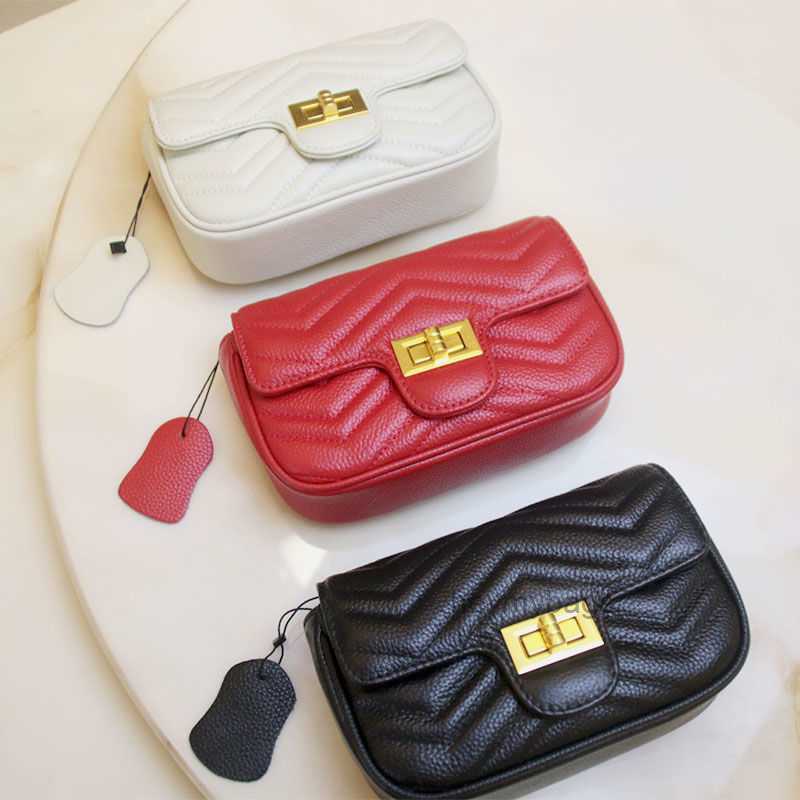 

Designer bag Women Bag New Fashion Shoulder bag handbag Leather Crossbody Bag Fashion Simple Net Red Versatile Chain Shoulder Small Square Bag, Bright red medium